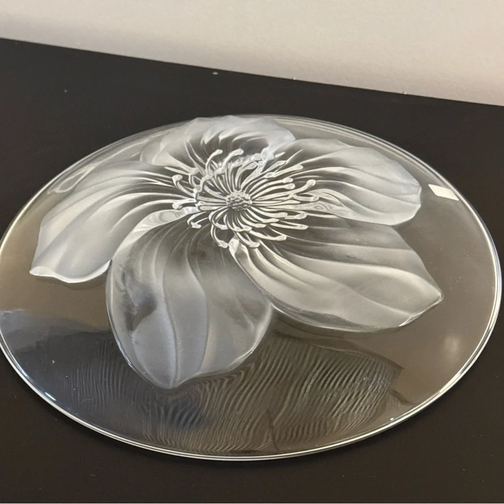Sasaki Crystal Bowl 3D Effect Clear Flower Thick  11.5” Width